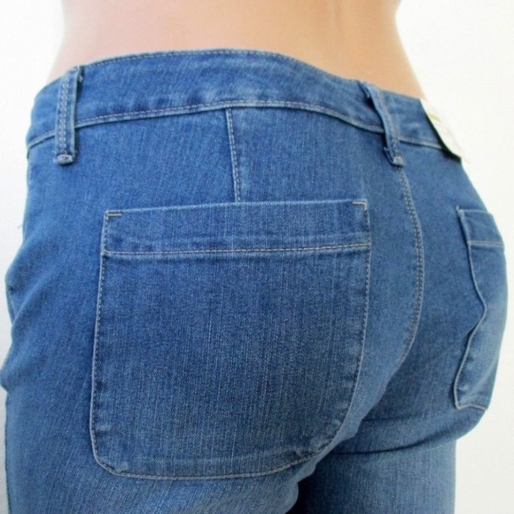 Curvy Fit PLUS SIZE 18 NWT STYLE & CO. Jeans
